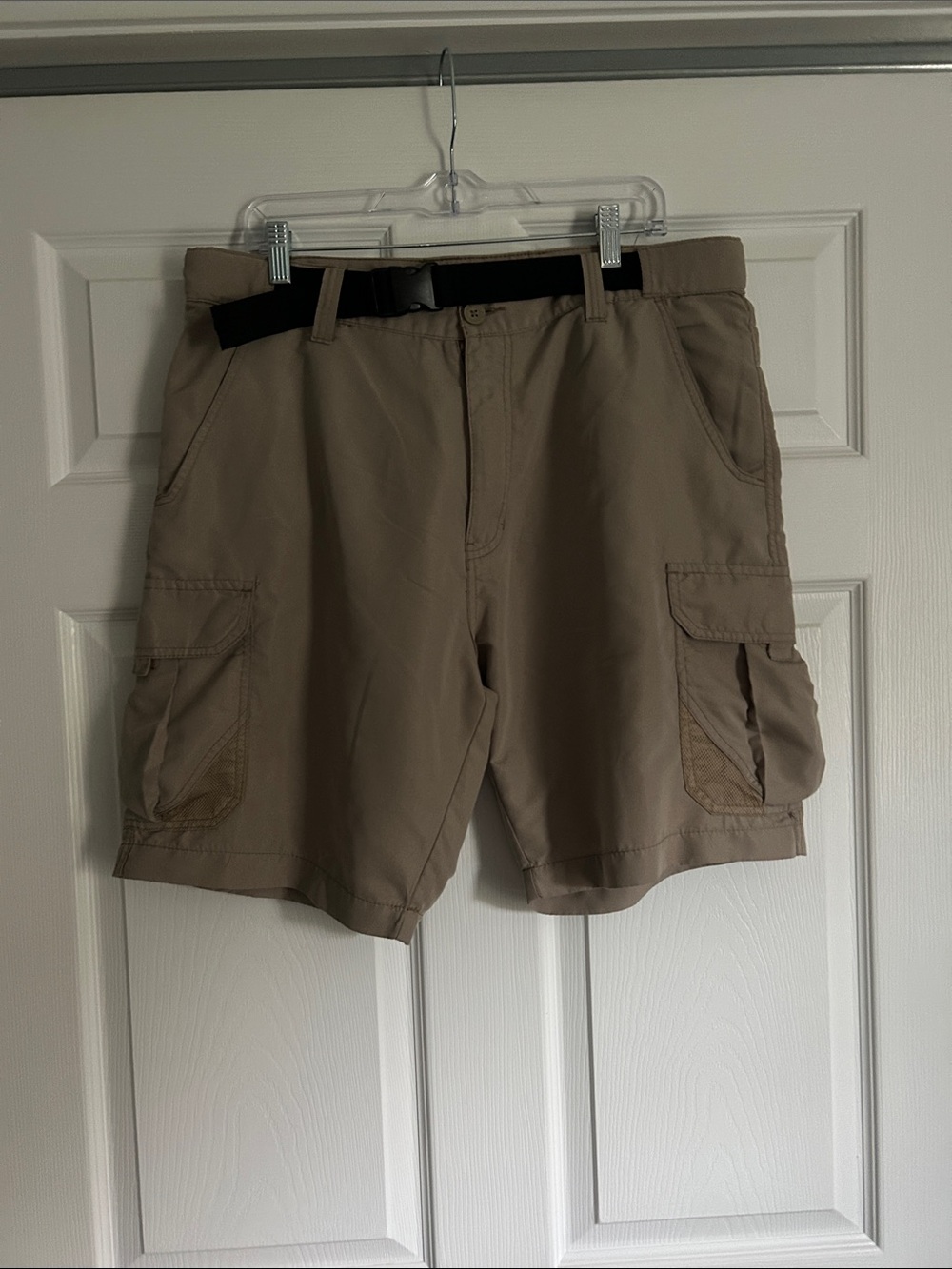 Men's Cargo Shorts in Khaki with Utility Pockets